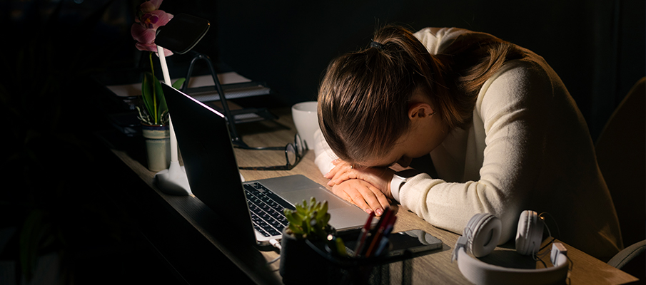 Digital Burnout How Constant Connectivity Affects Mental Health in 2025